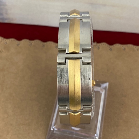 Vintage Fossil Peak a Boo 2 Tone Bracelet Watch - Picture 8 of 10